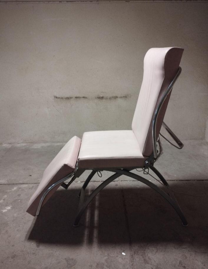 تخت پوست و زیباییدست دو/مدینیوم