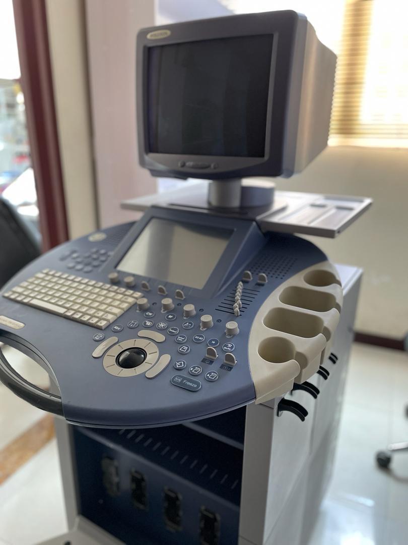 دستگاه سونوگرافی مبله برند GE مدل 730EXPدست دو/مدینیوم