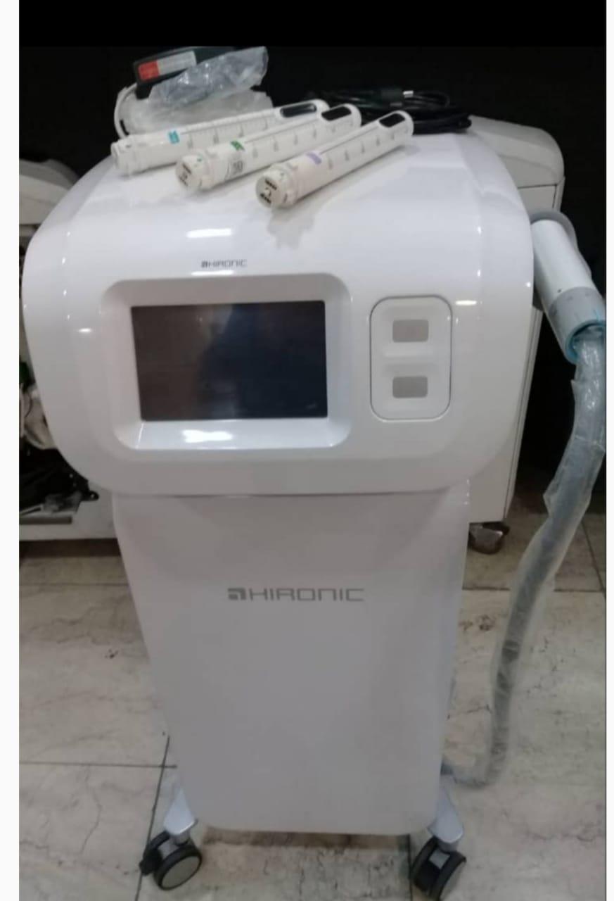 هایفوواژینالدست دو/مدینیوم