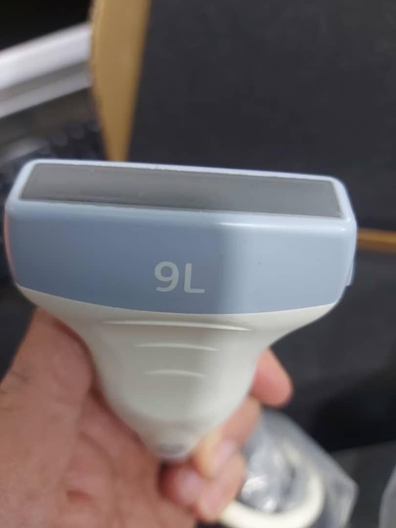 دستگاه سونوگرافی برندGE آمریکا مدل voluson E8 bt14دست دو/مدینیوم