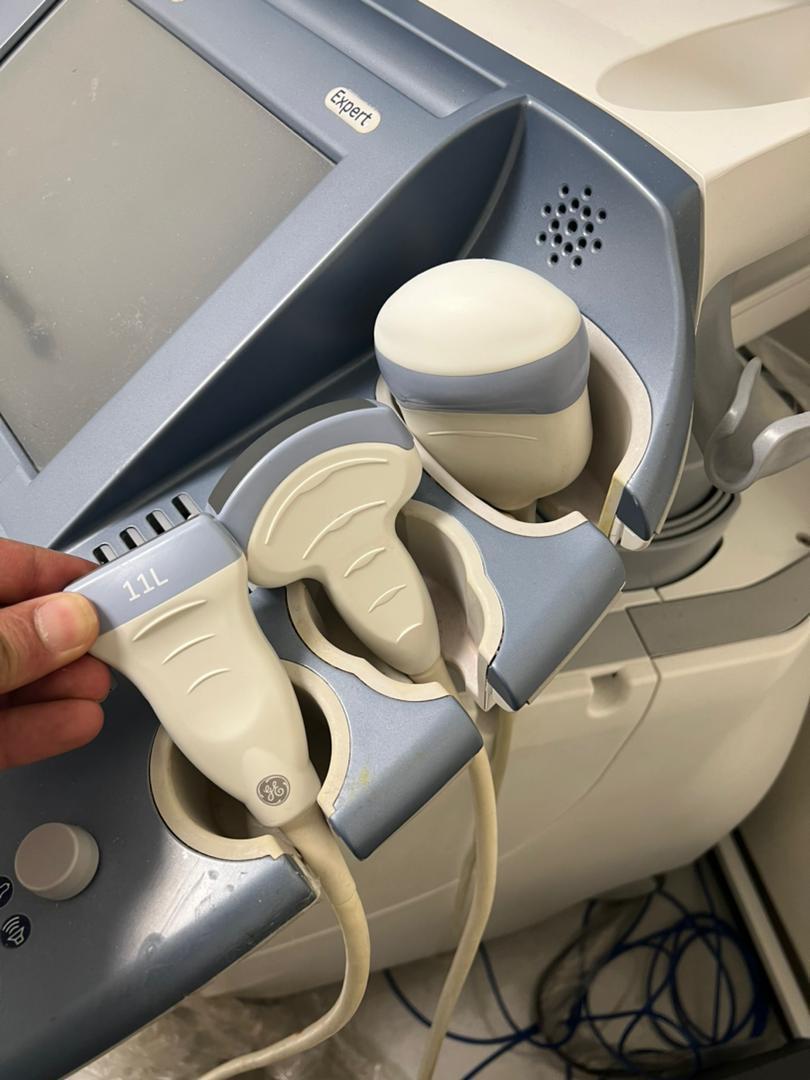 سونوگرافی Ge E8 BT13 دست دو/مدینیوم
