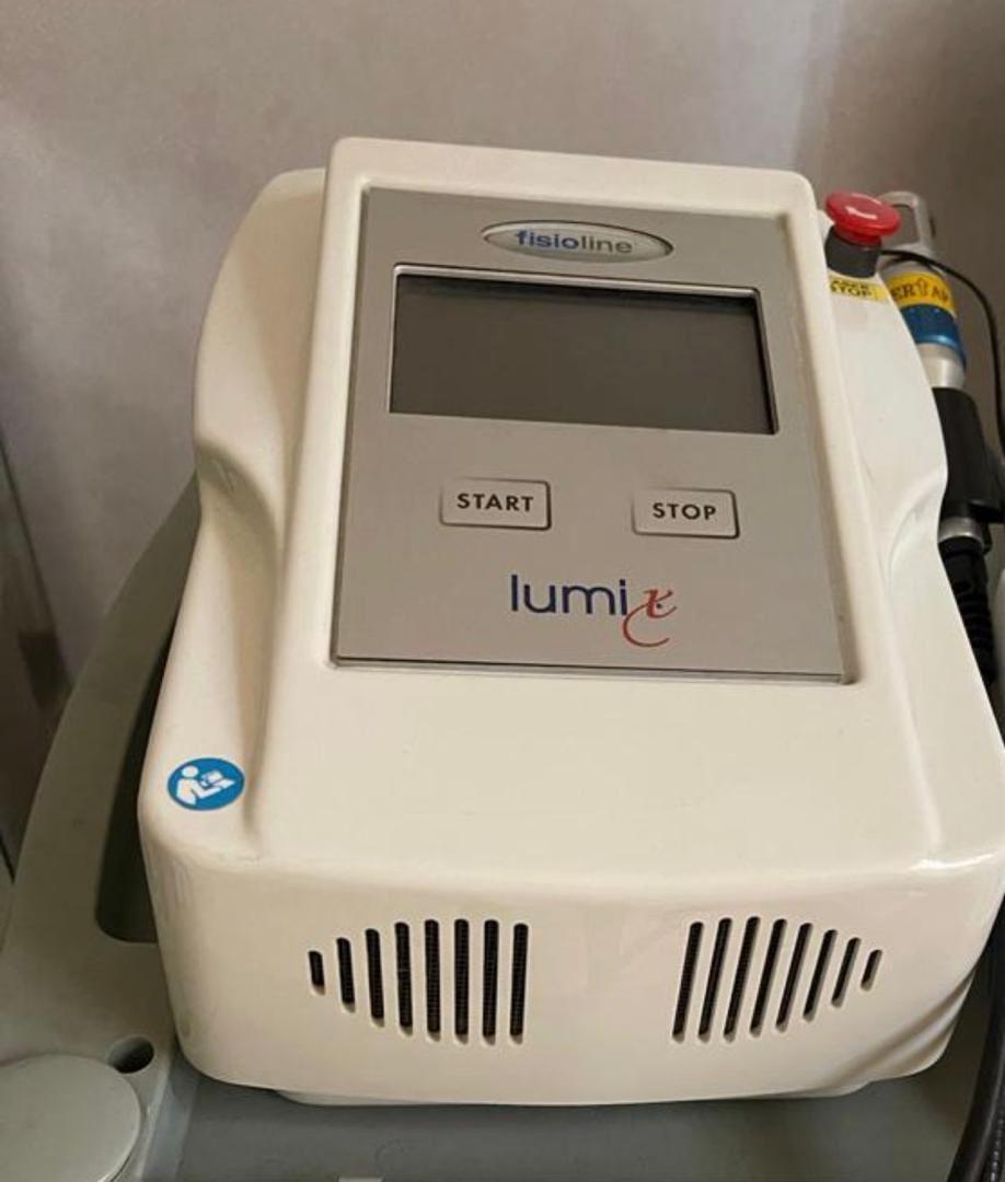 دستگاه لیزر پرتوان Fisioline Lumix CPS فیزیولاین ایتالیادست دو/مدینیوم